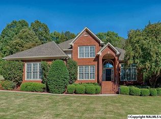 2203 Honey Locust Ln SE, Huntsville, AL 35803