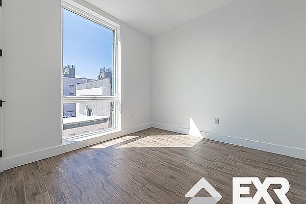 2nd image of 59 Troutman St #4F