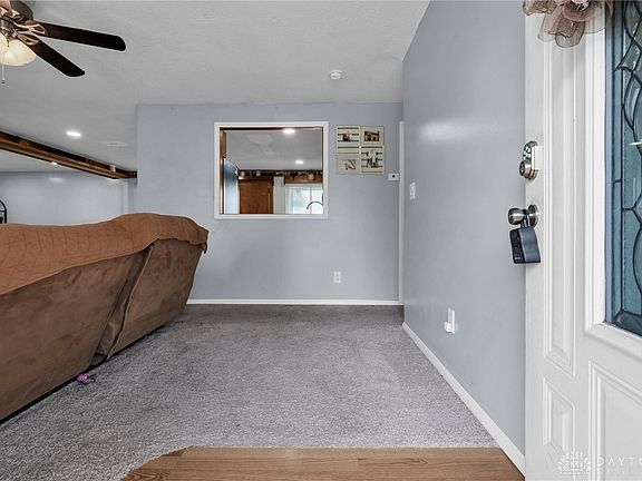 3rd image of 5641 Shady Oak St