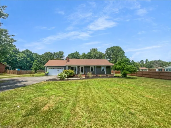 1584 Shady Grove Church Rd, Winston Salem, NC 27107