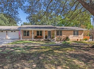 111 Mission Dr, New Braunfels, TX 78130