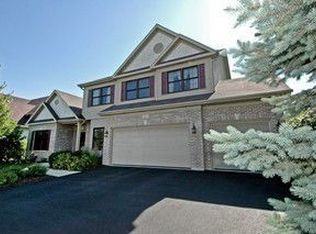 783 Chasewood Dr, South Elgin, IL 60177