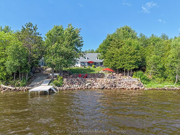 3rd image of 6 Du Lac Dr