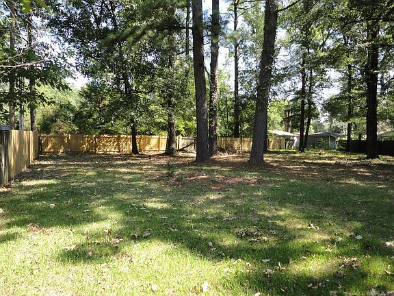 4th image of 2903 Taylor Dr