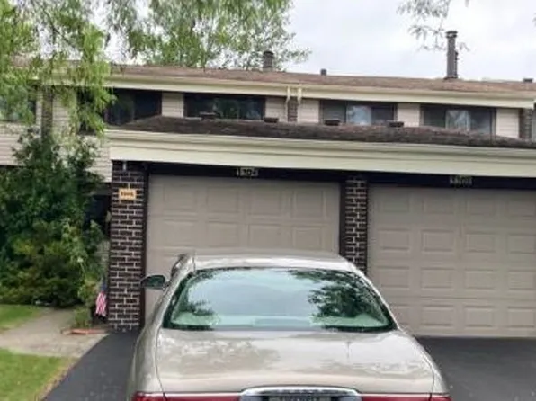 1104 Netherton Ct, East Amherst, NY 14051