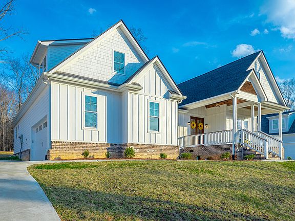 3rd image of 11544 Armstrong Rd