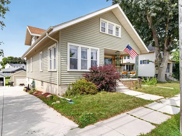 612 Pine STREET, Sheboygan Falls, WI 53085