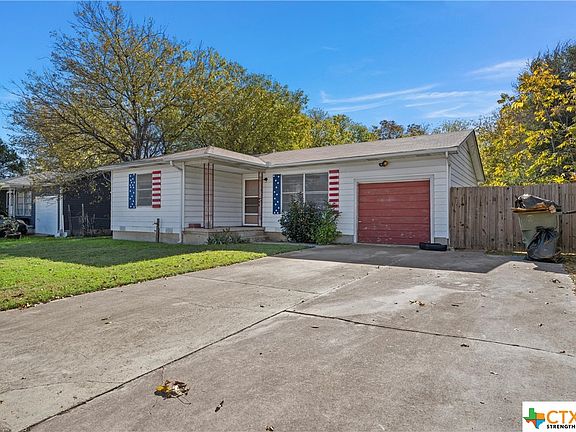 2nd image of 1318 Duvall Dr