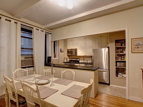 4th image of 35 W 82nd St APT 1A