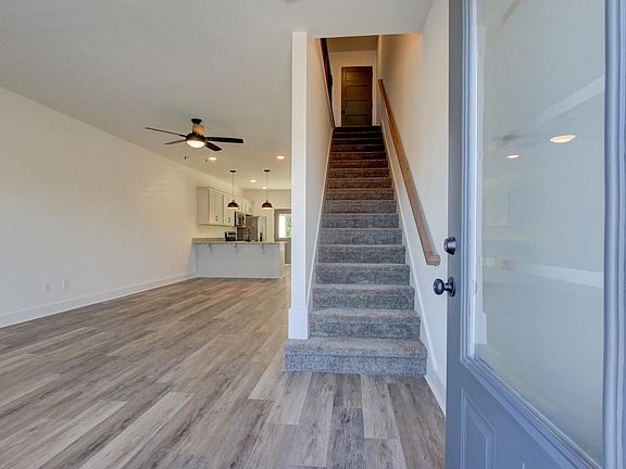 3rd image of 1139 Meadowhill Ln #A-f