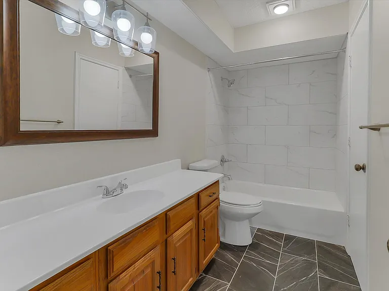 3133 Landover Dr — Photo 17