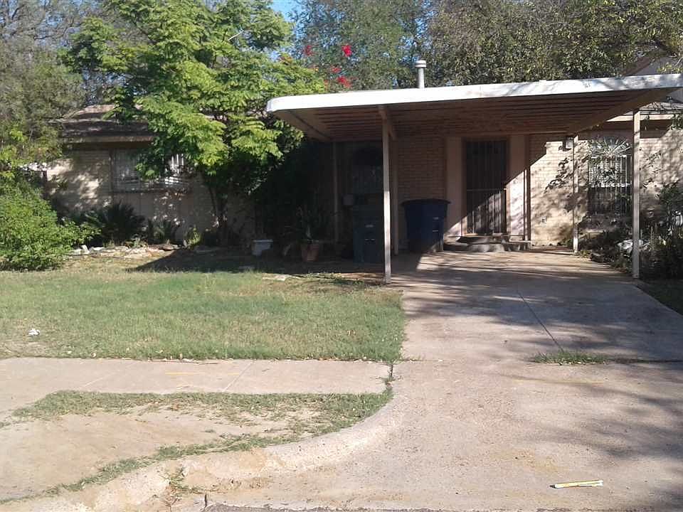 1st image of 709A E Banyan Ct