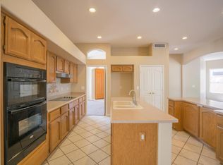 6526 W Robin Ln, Glendale, AZ 85310