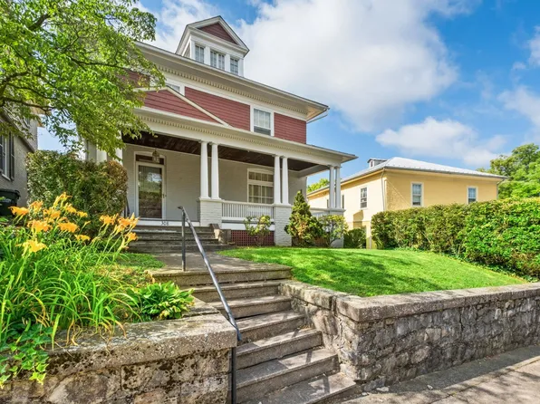 308 Vine St, Staunton, VA 24401