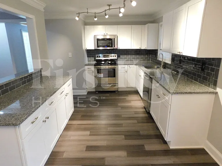2742 Sherlock Dr — Photo 4