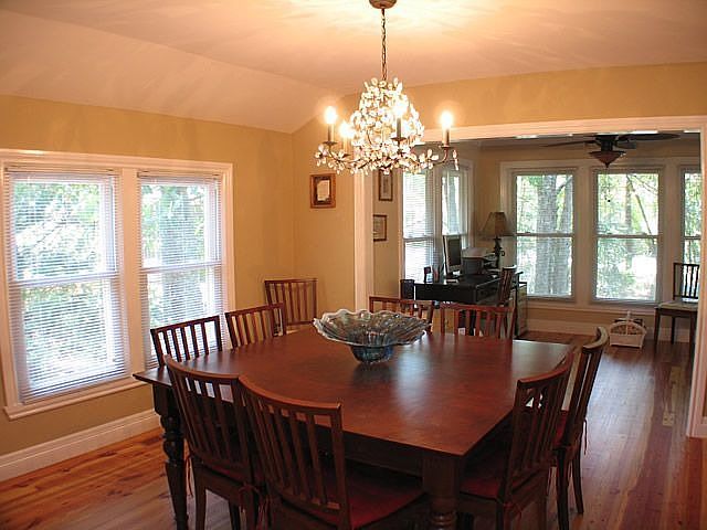 2nd image of 7 Conch Ct