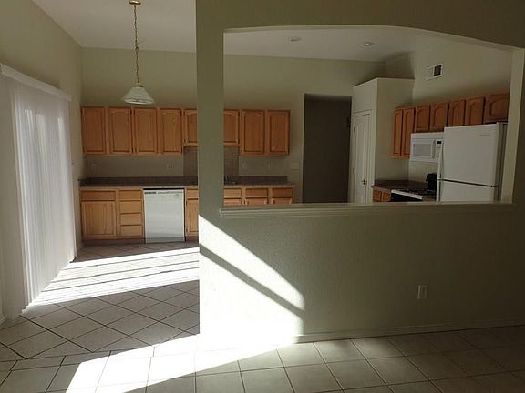 4th image of 2289 Hannah Leigh St