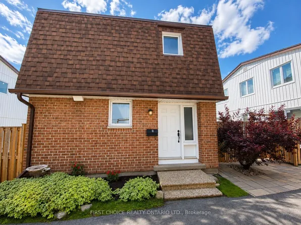 837 Eastvale Dr #6, Ottawa, ON K1J 7T5
