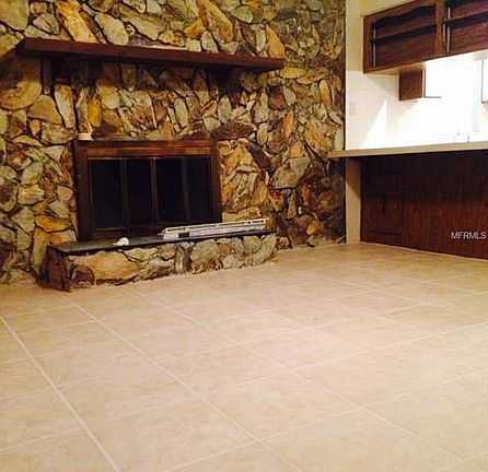 4th image of 15722 Sea Pines Dr