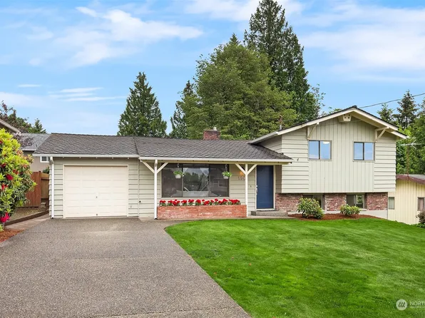 1909 NE 24th Street, Renton, WA 98056