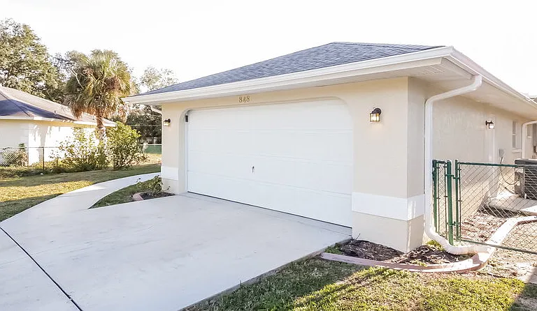 848 Guild Dr — Photo 2