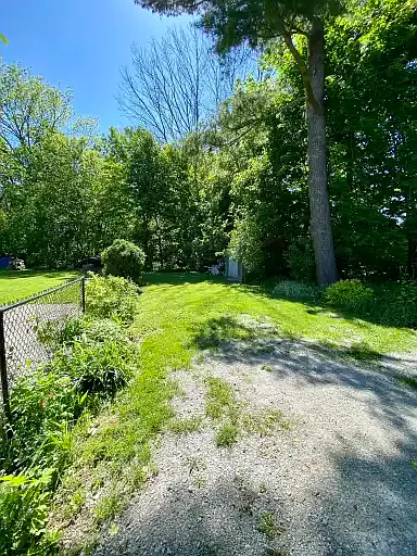 75 Westmount Dr S #1 — Photo 8