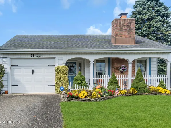 71 Mansfield Avenue, Manchester, NJ 08759