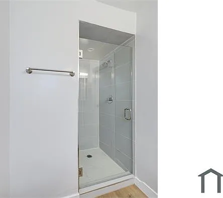 5036 Coliseum St #4 — Photo 8