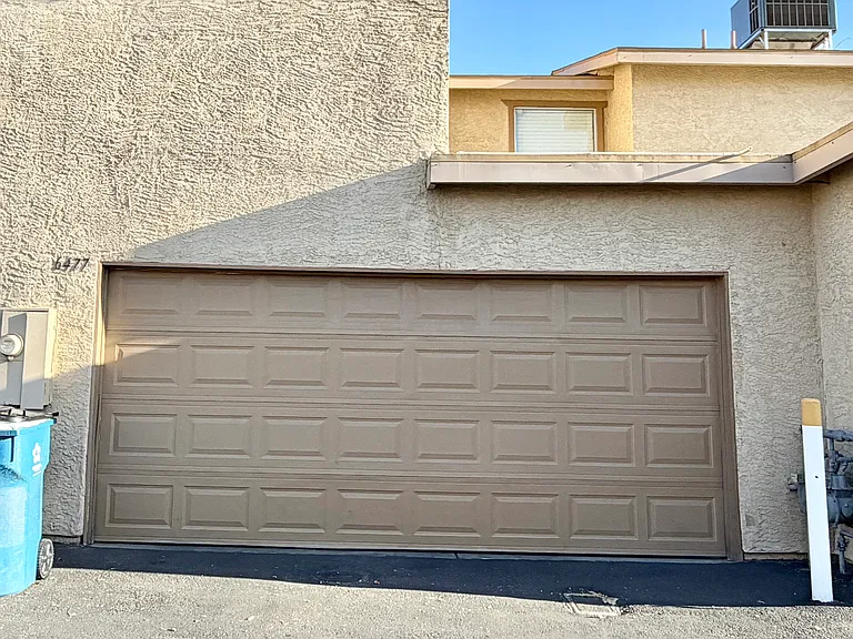 6477 Little Pine Way — Photo 33