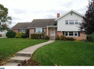 2900 Octagon Ave, Reading, PA 19608