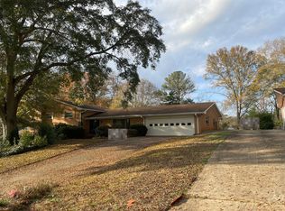 3706 Calumet Rd, Decatur, GA 30034