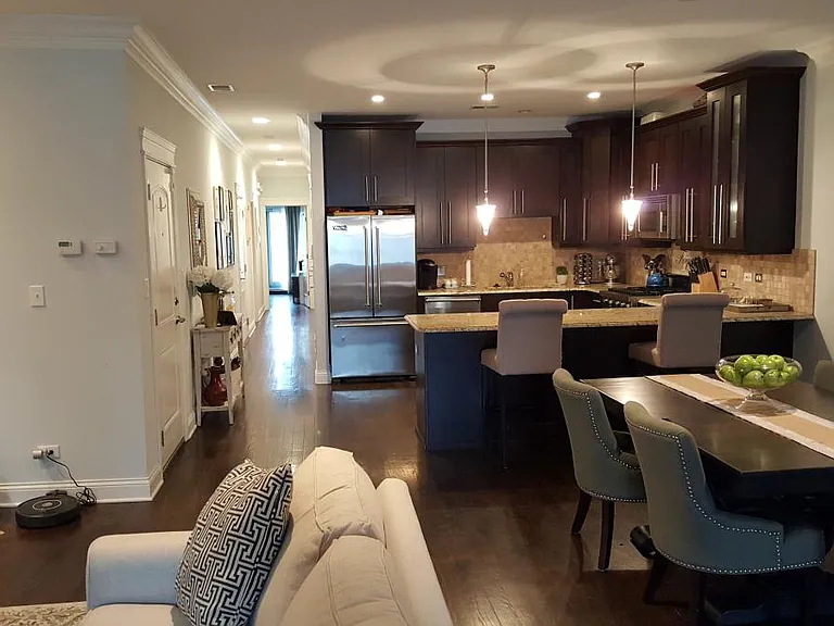 1423 W Belmont Ave #2 — Photo 3