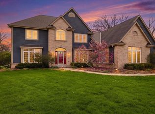 N65W12842 Crimson Ct, Menomonee Falls, WI 53051