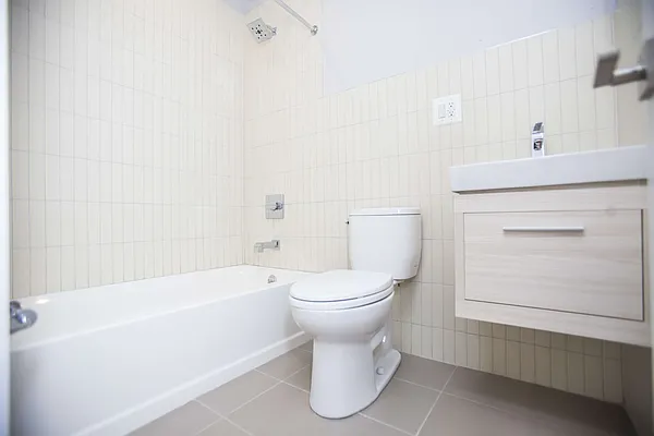 Rented by Nooklyn NYC LLC | media 34