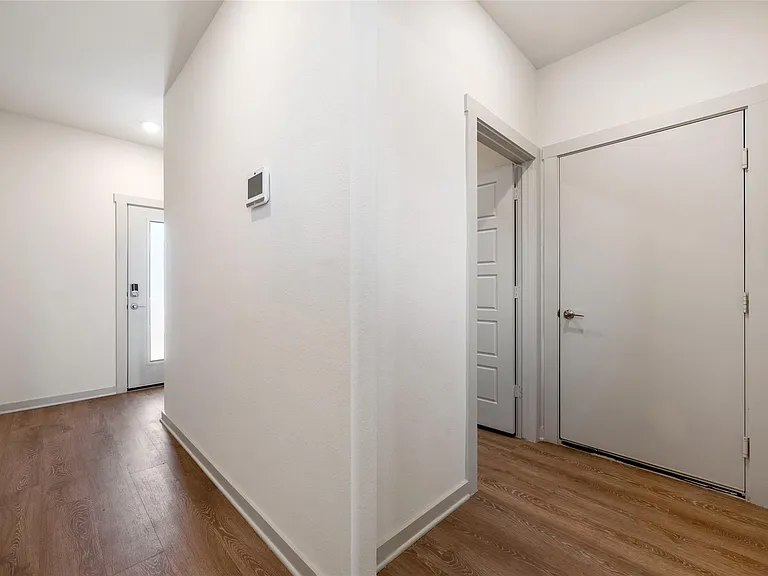 336 Fairfax Ave — Photo 25