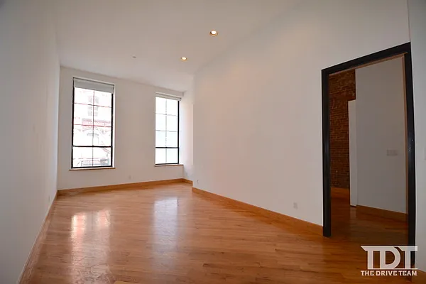 Rented by J Misrahi Realty Corp | media 87