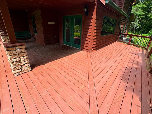 5th image of 140 Carver Hollow Rd