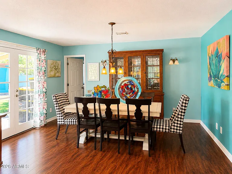 7026 E Sunnyside Dr — Photo 8