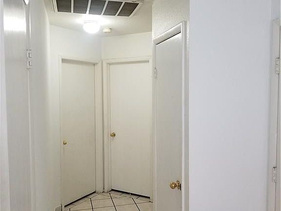 4th image of 5107 Blue Onion Cir