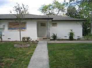 2446 W Fedora Ave, Fresno, CA 93705