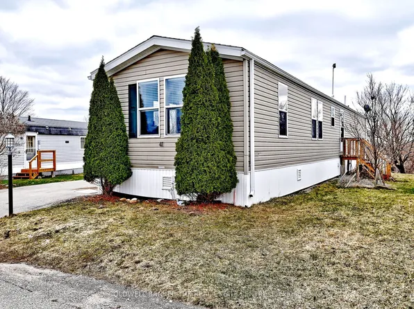 41 Sunrise Cir, Bradford West Gwillimbury, ON L3Z 3W9