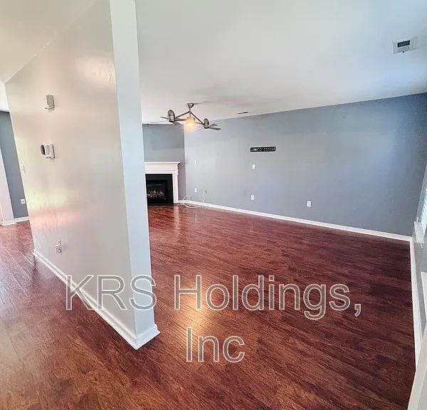 3407 Thornsett Dr — Photo 6