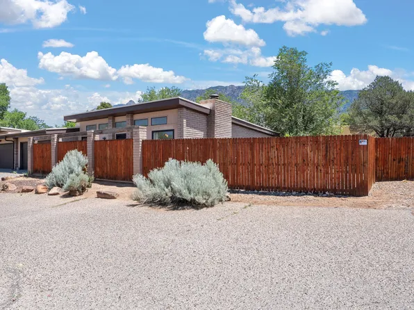 865 Tramway Lane Ct NE Unit 1, Albuquerque, NM 87122