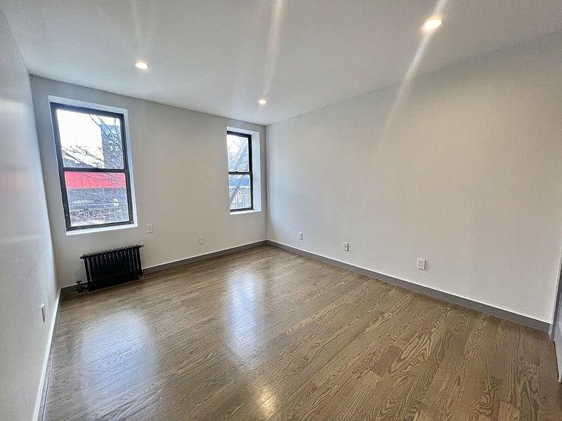 1st image of 700 W 175th St APT 2B