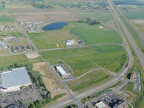 3rd image of 5 W Valley Center Rd