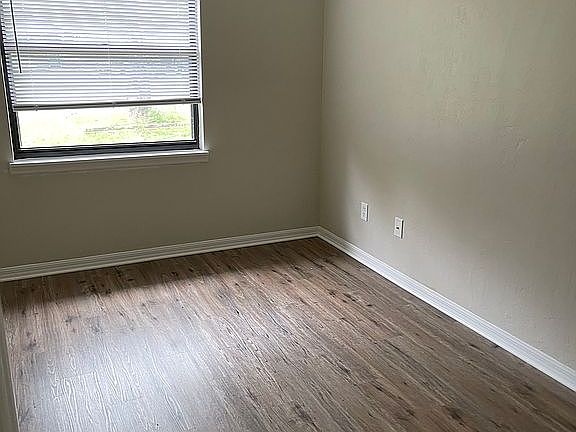 4th image of 3715 NW 110th Ter