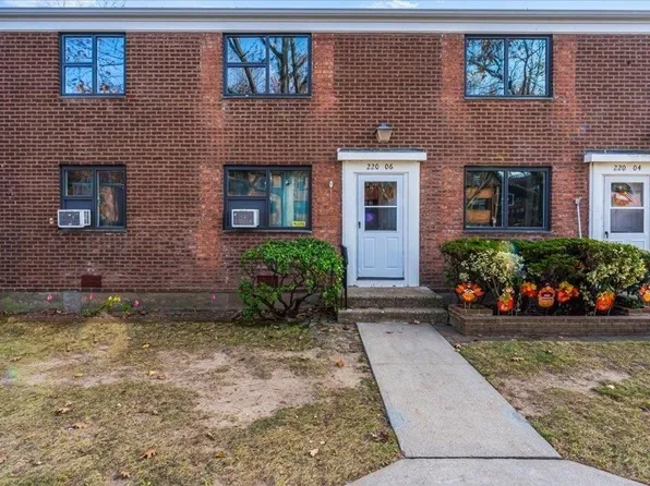 220-06 67th Avenue #Upper, Oakland Gardens, NY 11364
