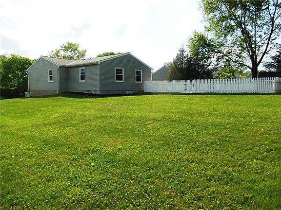 3rd image of 10129 Lavonne Dr