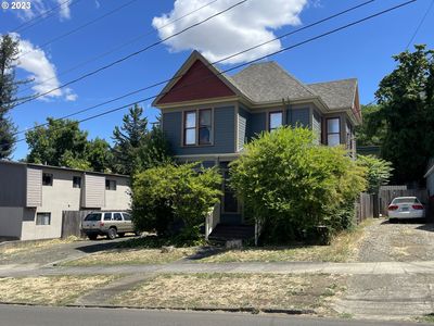 925 SE Main St, Roseburg, OR, 97470