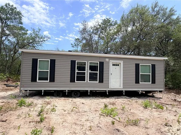205 Hudson St, Interlachen, FL 32148
